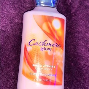 shea & vitamin E body lotion 😝.